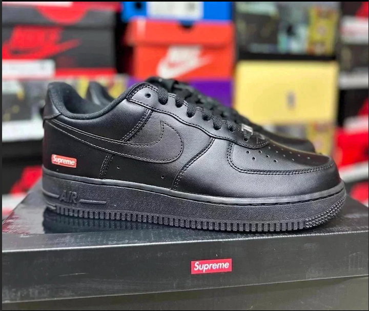 Nike Air Force one supreme